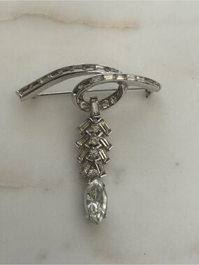 Elegant Vintage CoroCraft Brooch